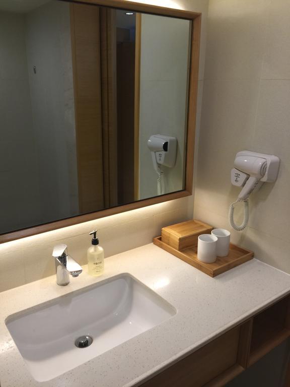 Ji Hotel Jinan Quancheng Square Cameră foto