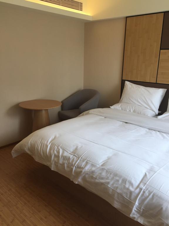 Ji Hotel Jinan Quancheng Square Cameră foto