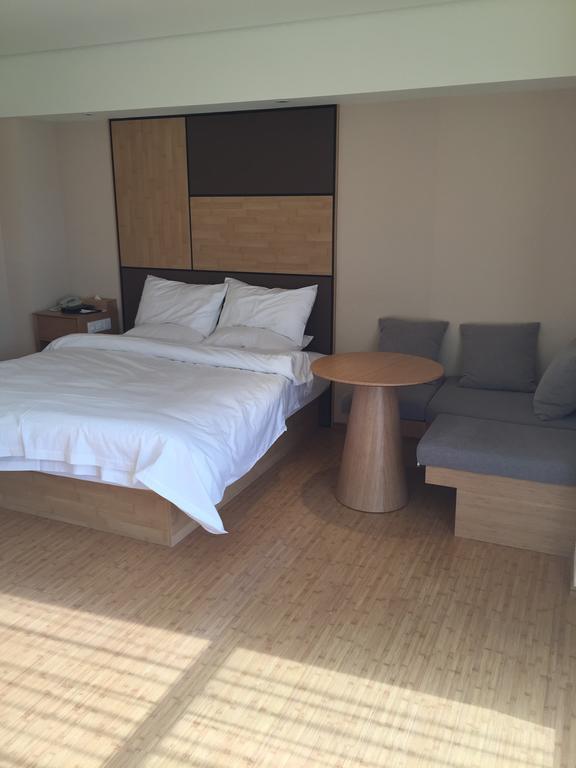 Ji Hotel Jinan Quancheng Square Cameră foto